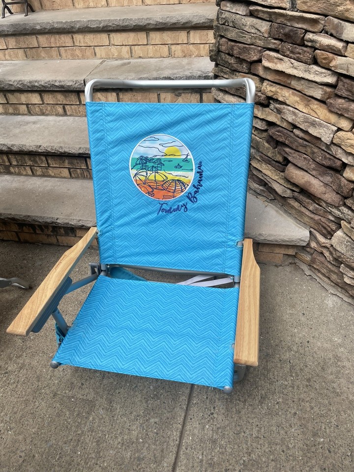 Tommy Bahama 5position Classic Lay Flat Folding Backpack Beach Chair