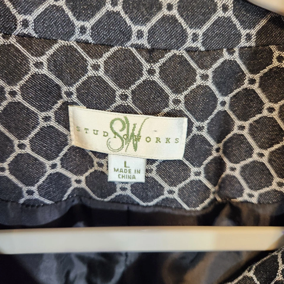 Chaqueta/ablazer grande Studio Works manga 3/4 corte holgado negro/blanco geo estampado Foto 3 de 4