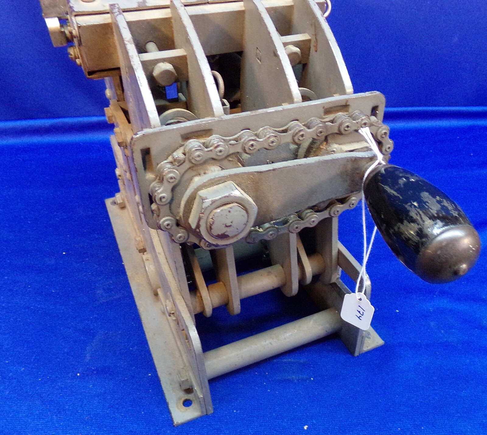 174 CLIPPER No. 9 PORTABLE LACER, Leather Belt Lacing Machine, w/Stand eBay