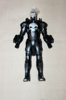 Body Figure HT VGM33D28 Future Fight (War Machine Armor) 1