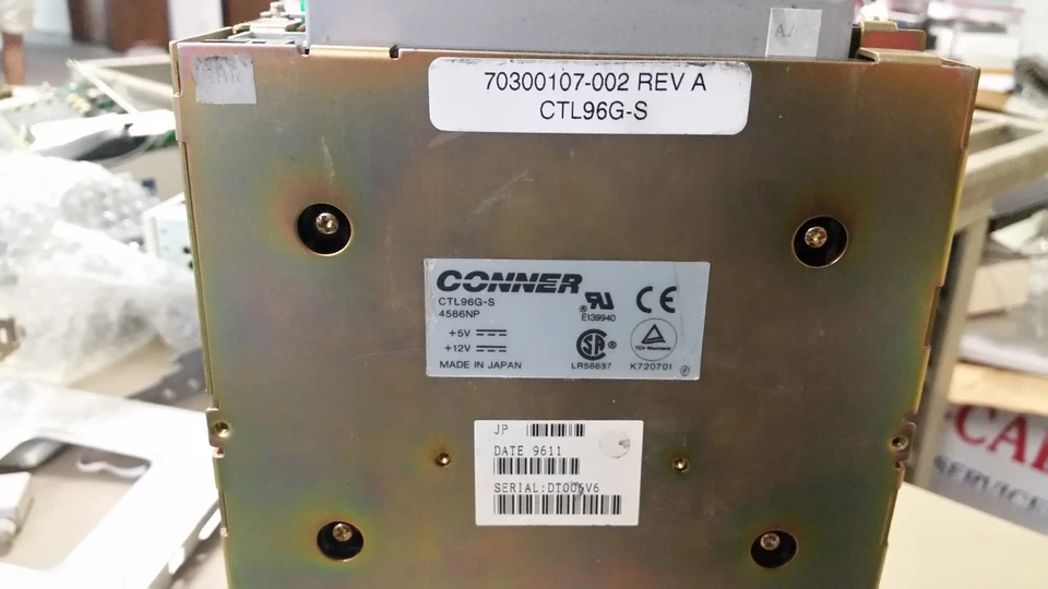 Conner Seagate 48-96GB SCSI DDS-2 Autoloader Tape Drive CTL96G-S Black - Image 4 of 4