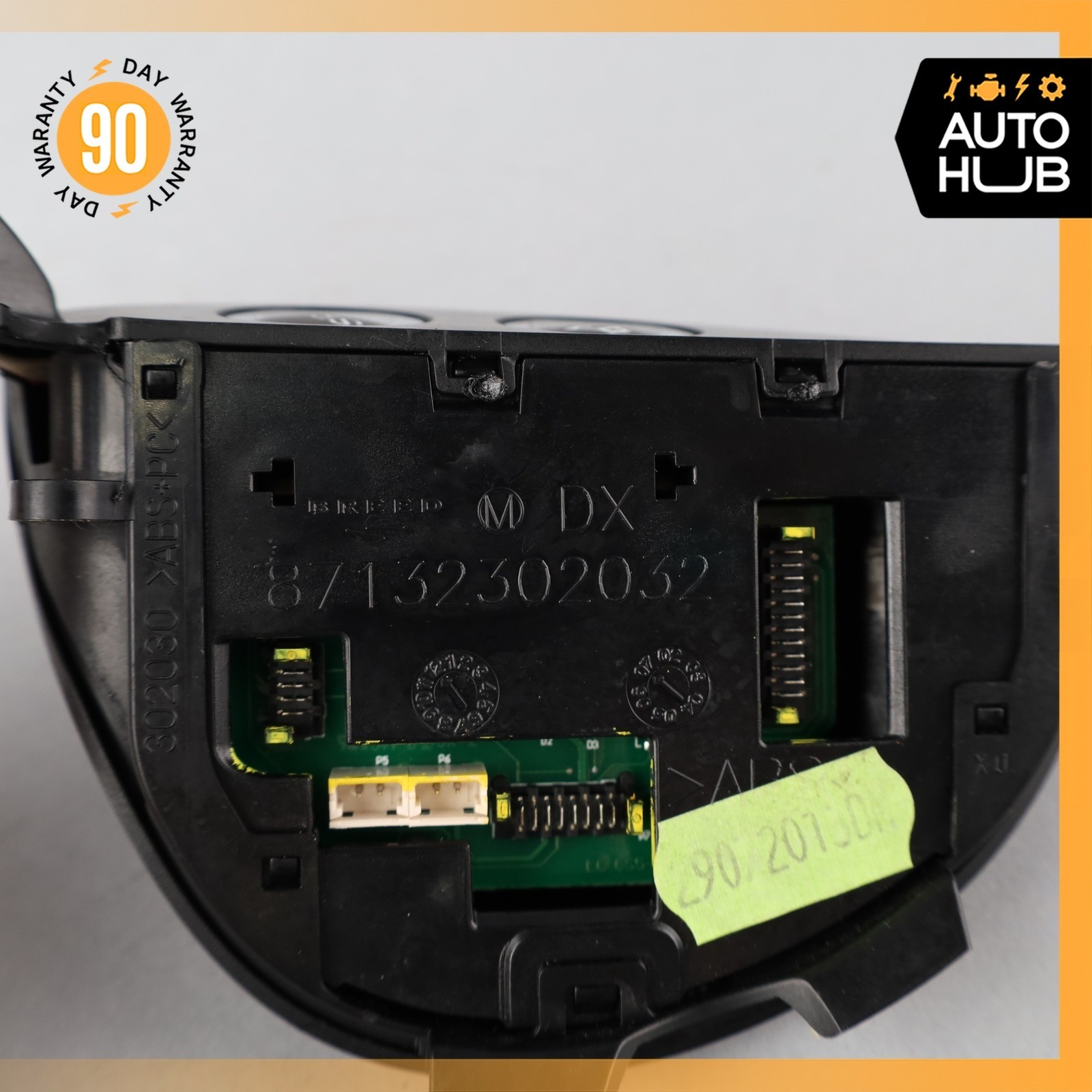 04-19 Maserati GranTurismo M145 Right Side Steering Wheel Button Switch OEM 45k