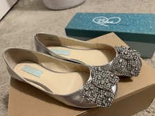 Betsey Johnson Blue Silver Satin Rhinestone Bow Slip-On Ballet Flats Women 6