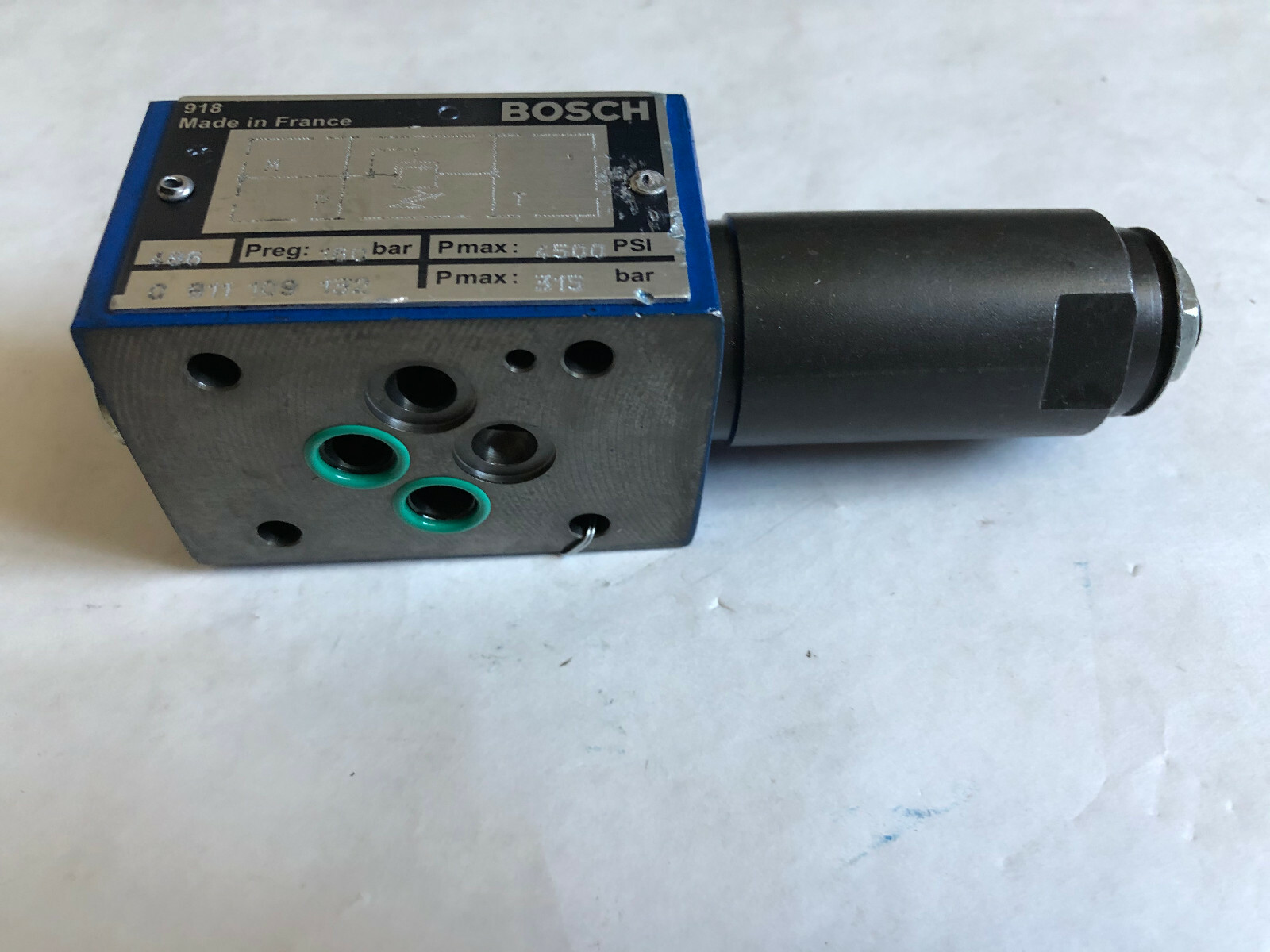 BOSCH 0811109132 DIRECTIONAL CONTROL VALVE,BOSCH 918,0 811 109 132,HB