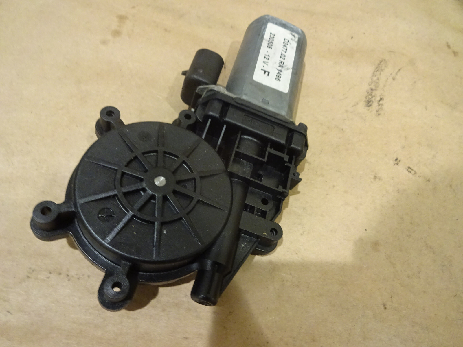 Maserati Quattroporte 2005 LH Front Door Window Lift Motor