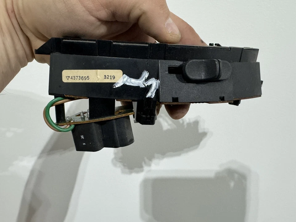 Interruptor de lavadora limpiaparabrisas Chrysler LeBaron Dodge Daytona 1990-1993 OEM Foto 3 de 4