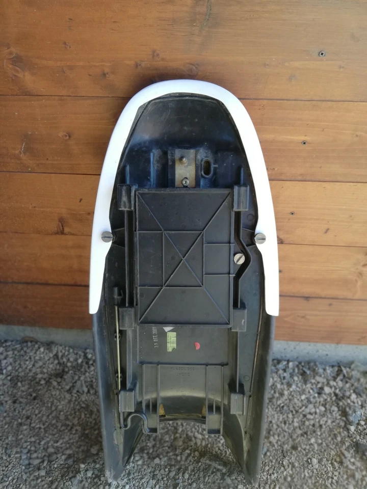 Capucha Ducati Monster Seat Café Racer 600 620 695 750 800 900 1000 S4R S2R S4 S4RS Foto 3 de 4