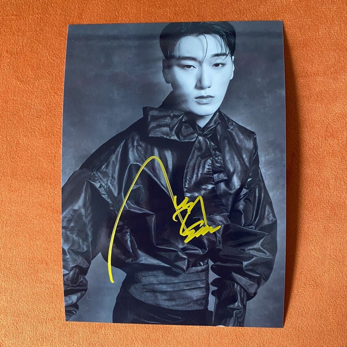 ATEEZ ateez SAN Autographed Signed Photo 5*7 K-POP Collection