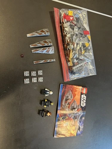 LEGO Star Wars Set 7957 Sith Nightspeeder 100% Complete