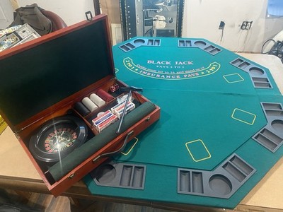 Gamblers Case And Games. Felt Top For Card Table.