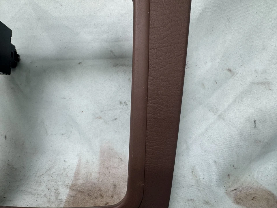 Cambio de palanca de cambios bisel consola central Toyota Camry 92-96 58821-33020 MARRÓN Foto 4 de 4