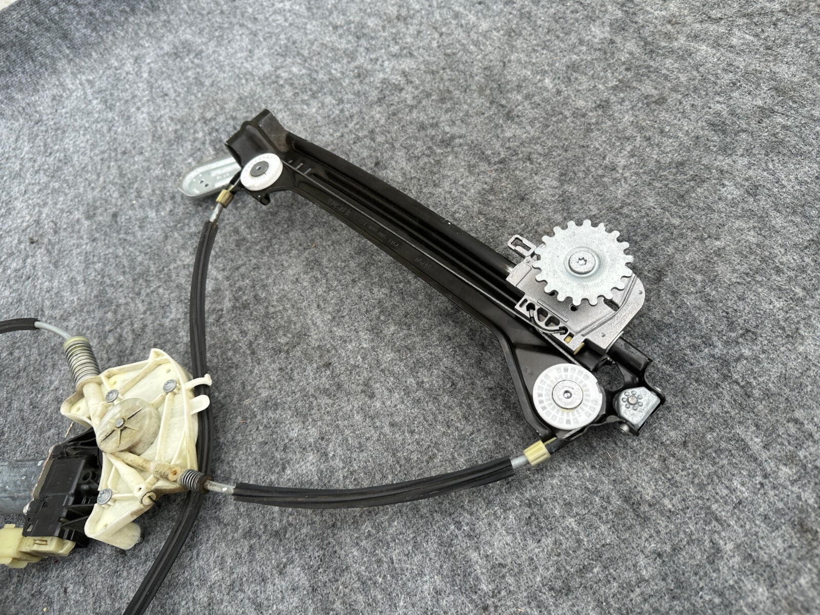 REAR RIGHT SIDE WINDOW REGULATOR MOTOR OEM 67K 14-19 MASERATI QUATTROPORTE GTS