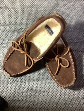 LANDS' END SIZE 7, WOMEN BROWN SUEDE MOCCASIN SLIPPERS BRAND NEW STYLE 34664