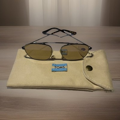 EUC W/ Case Tom s Aviator Gunmetal W/Tortoise Sunglasses Riley 1001330 52-16-147