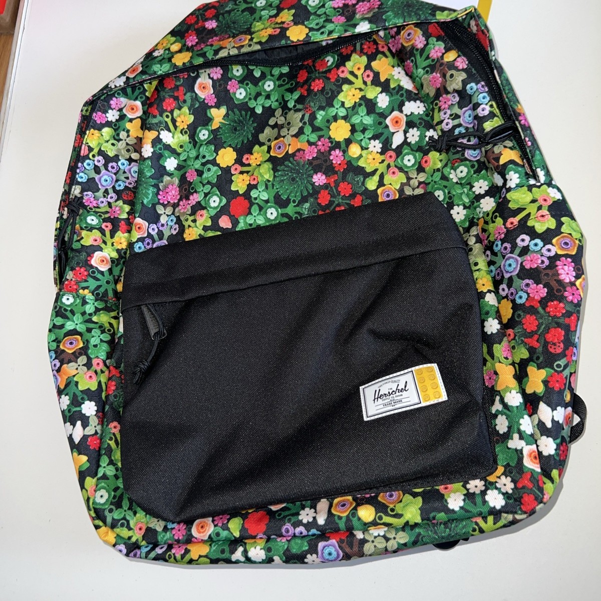Herschel Supply Co. X LEGO Herschel Classic XL Backpack  display picture 1