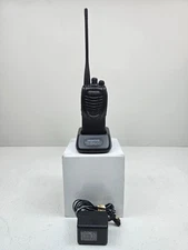 Kenwood TK-3302U TK3302U UHF 450-490 MHz 16 channel 4 Watt (Complete Kit)