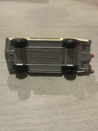 MATCHBOX Vintage 1977 Superfast No 60 Holden Pick Up Cream Superbike - Picture 5 of 5
