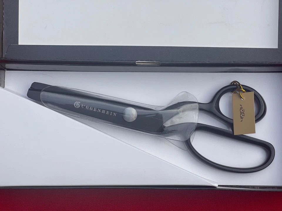 Guggenhein 9" Professional Pinking Tailor Shears New in Box - Image 3 of 4