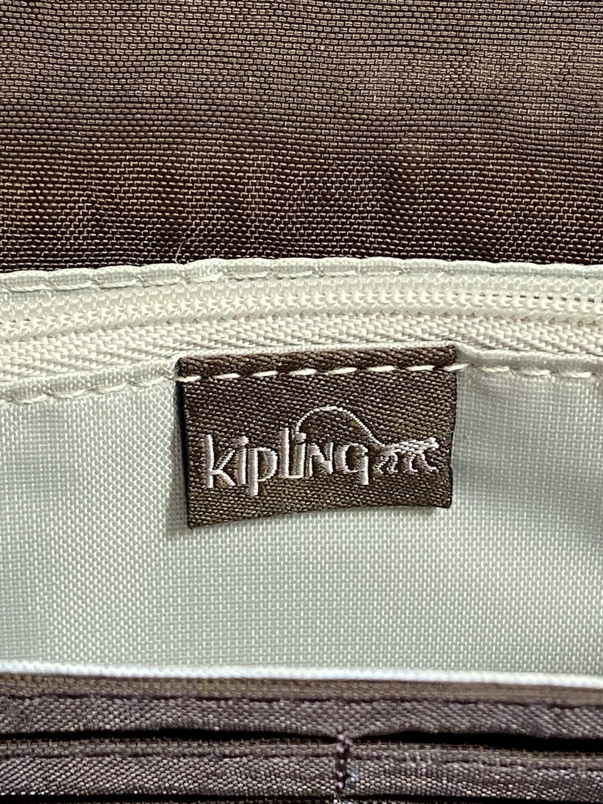 Kipling’s Brownie Wallet Chocolate Brown Essentials Collection thumbnail 6