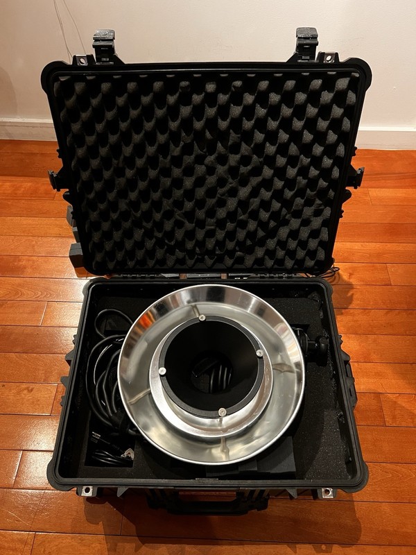 Profoto Pro Ring Flash 1200  with Reflector  Works Perfectly Excellent Condition