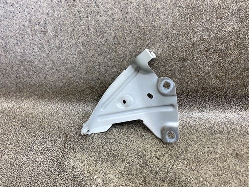 Halter Kotflügel vorne rechts 7351516 BMW X1 F48 2.0D X-Drive 18.1929.220