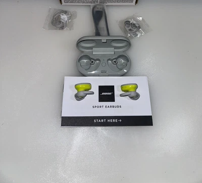 Bose Sport Earbuds Wireless Bluetooth In-Ear Headphones Glacier White 805746-003