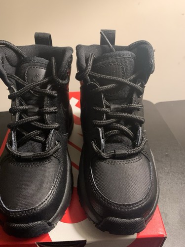 Nike Manoa Boots 9 C ( Toddler)