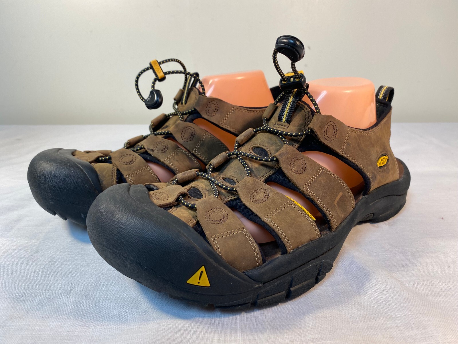 Sandali sportivi Keen Newport H2 da uomo in pelle marrone punta chiusa US 12