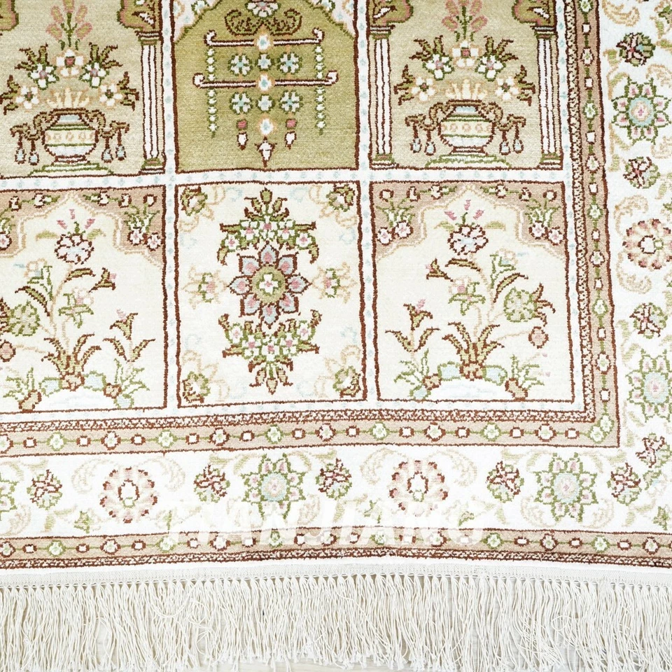 2.5x4ft Classic Four Seasons Hand Knotted Carpet Silk Handmade Rug YHW211B - Image 4 of 4