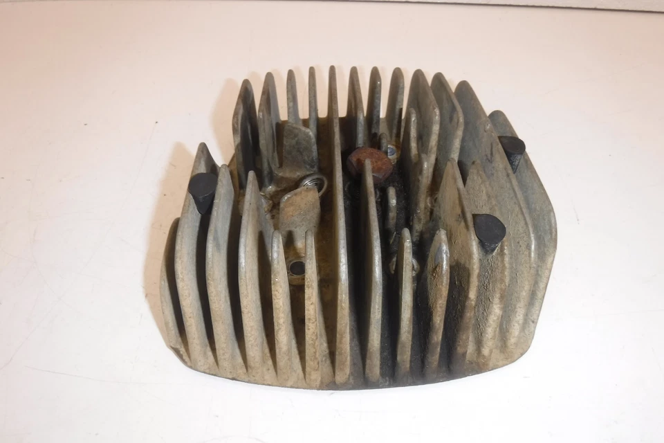 Suzuki TC185 1974 motor extremo superior culata Foto 3 de 4