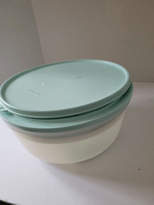 TUPPERWARE NEW VINTAGE KITCHEN WORK UNIT AND BOWL #1832-7 CHOP, SLICE, GRATE