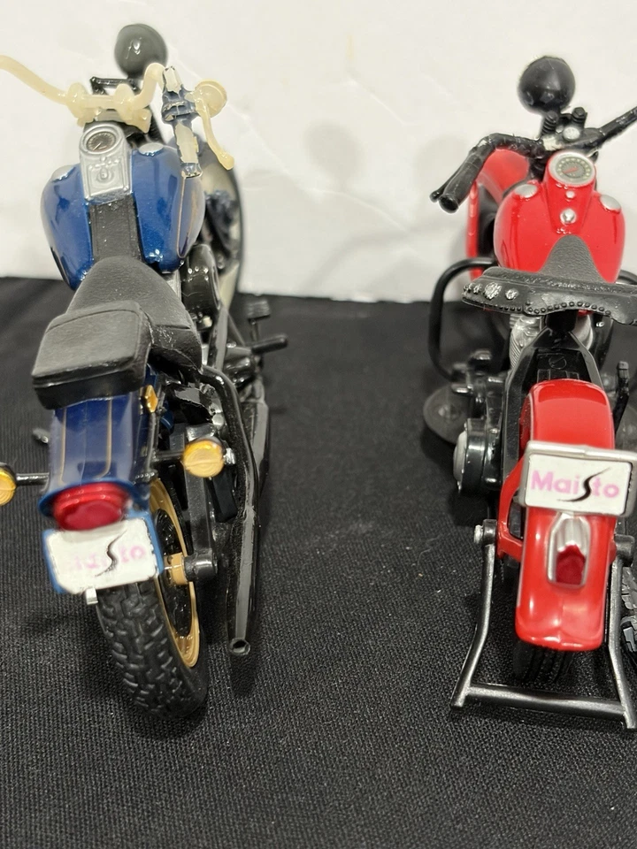 Lote de 3 motocicletas fundidas a presión Maisto Harley-Davidson 1:18 Foto 3 de 4