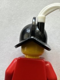 Lego Imperial Armada 6280 6291 6296 Red Pirates Minifigure Lot of 2