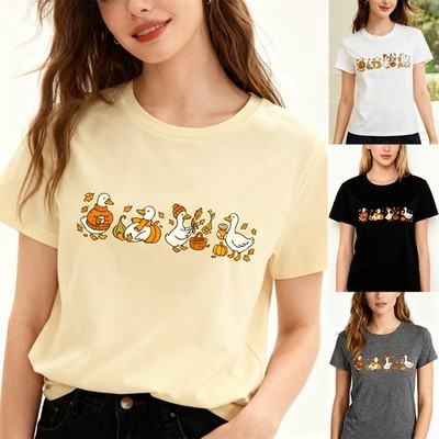 Women's Fall Duck Graphic Tee - Pumpkin & Autumn Leaves Casual T-Shirt S-XXL