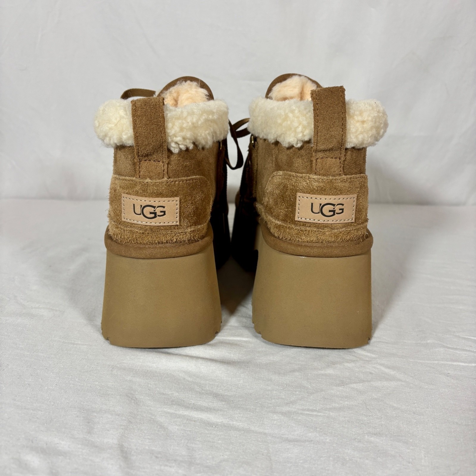 NEW UGG Classic New Heights Lace Up Wool SheepSkin Chestnut Suede Boot US 8/UK 6 image 5