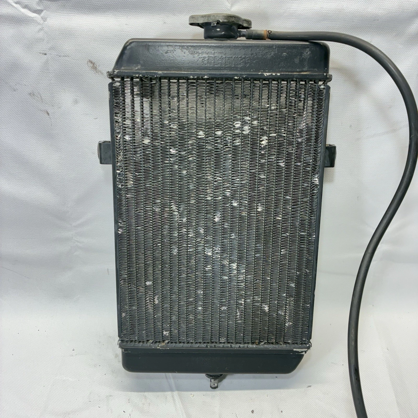 01 Yamaha YFM 660 Raptor Radiator 5LP-12461-10-00 2001-2005