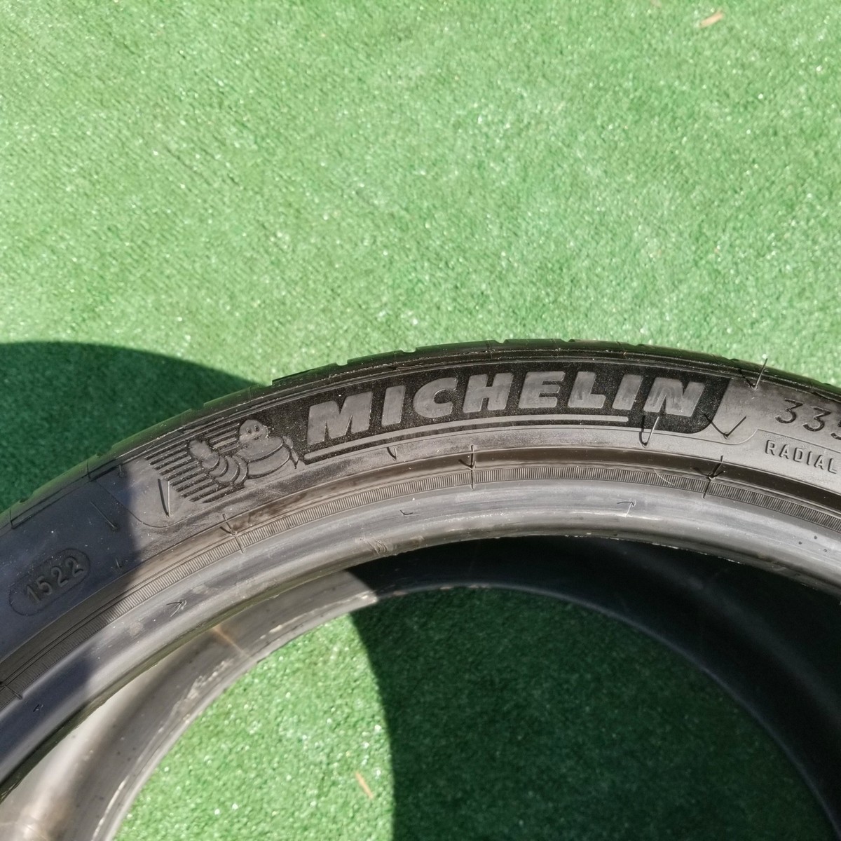 335/25R20 Michelin Pilot Sport All Season 4 ZP Tire RunFlat P335