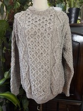 M L ARAN Ireland New Wool Oatmeal Chunky Cable Knit Crew Neck sweater Pullover