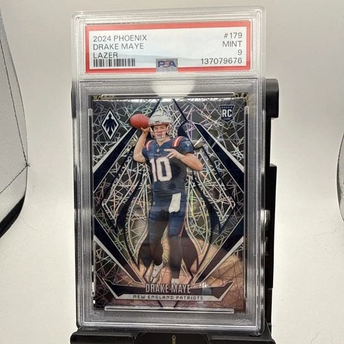 2024 Panini Phoenix - Rookies Drake Maye #179 Lazer (RC) PSA 9 Patriots