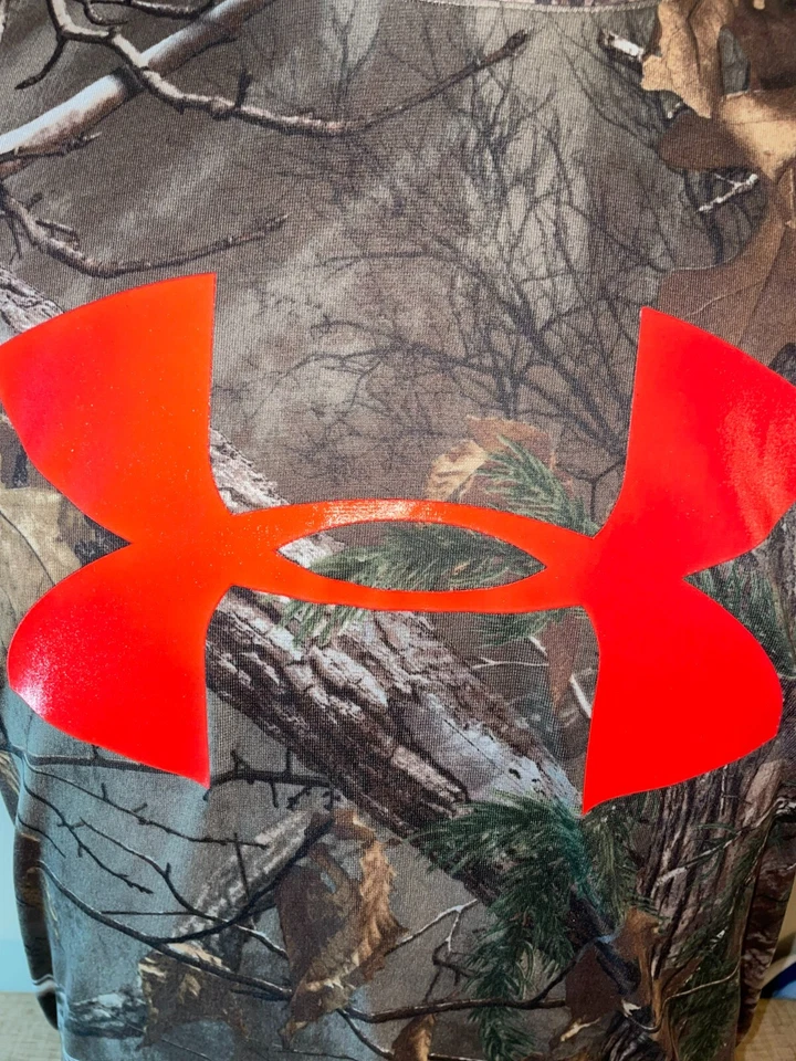 Under Armour SHORT Sleeve Crew SHIRT REALTREE XTRA GREEN CAMO MEDIUM - Image 4 of 4