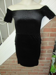 river island black velvet dress