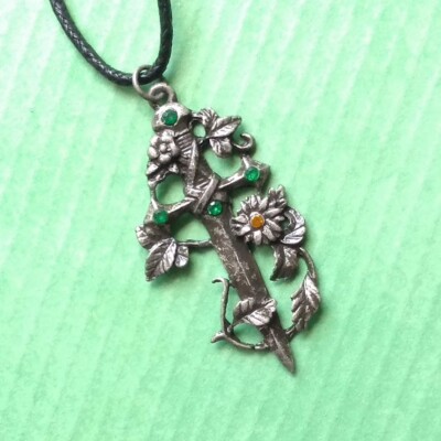 Greenwood Schwert in grün Blumenschutz Amulett Anhänger Halskette Zinn