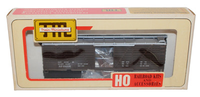 TMI Train Miniature 8079 HO NP Pig Palace Stock Car kit NIB 70s