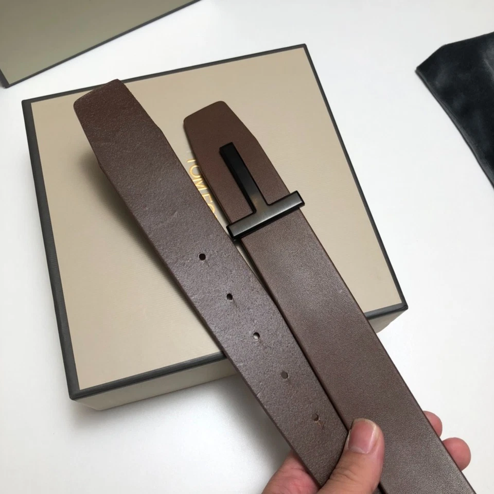 Auténtico cuero reversible Tom Ford Foto 3 de 4