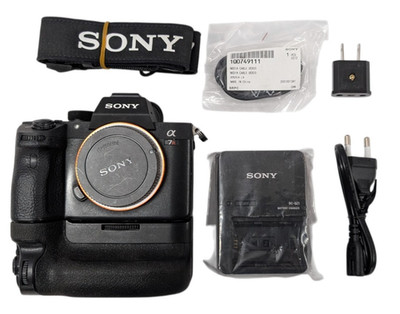 Sony Alpha a7R III ILCE-7RM3 42.4MP Full Frame Mirrorless Camera Body