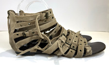 Giuseppe Zanotti Gladiator Suede Sandals Flats Sz 8 Beige Buckle Straps Back Zip