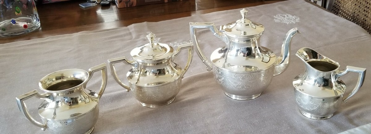 Antique Silver Plate Tea Set / Service By Wallace Bros Silver Co