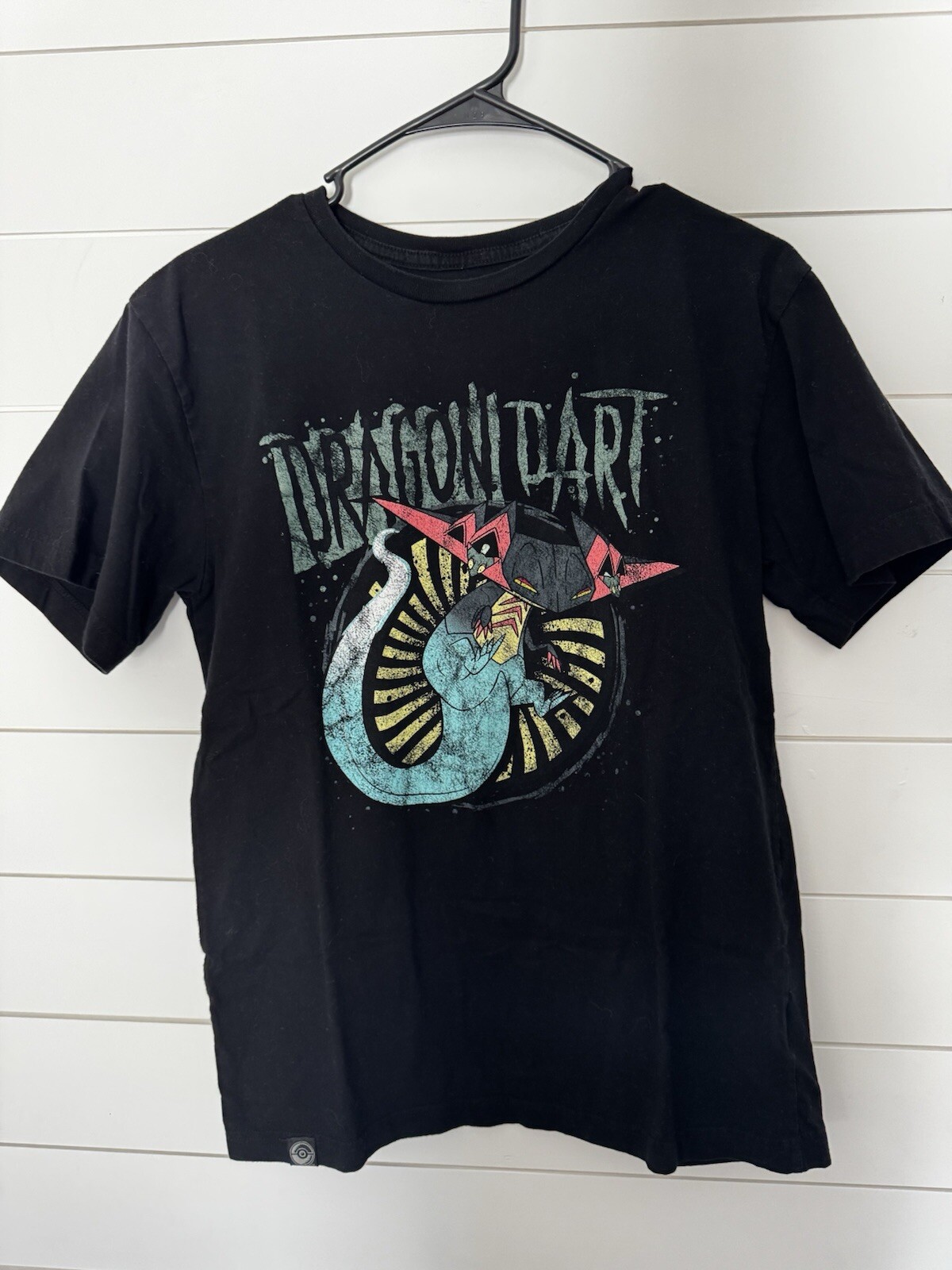 ALTRA Maglietta Pokémon Center Esclusiva Dragapult Medium Nera