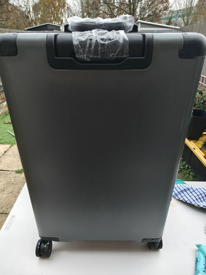 26 Inch All Aluminium Suitcase - TSA Locks Silent Wheels Hard Shell - RRP £160 - Image 2 of 4