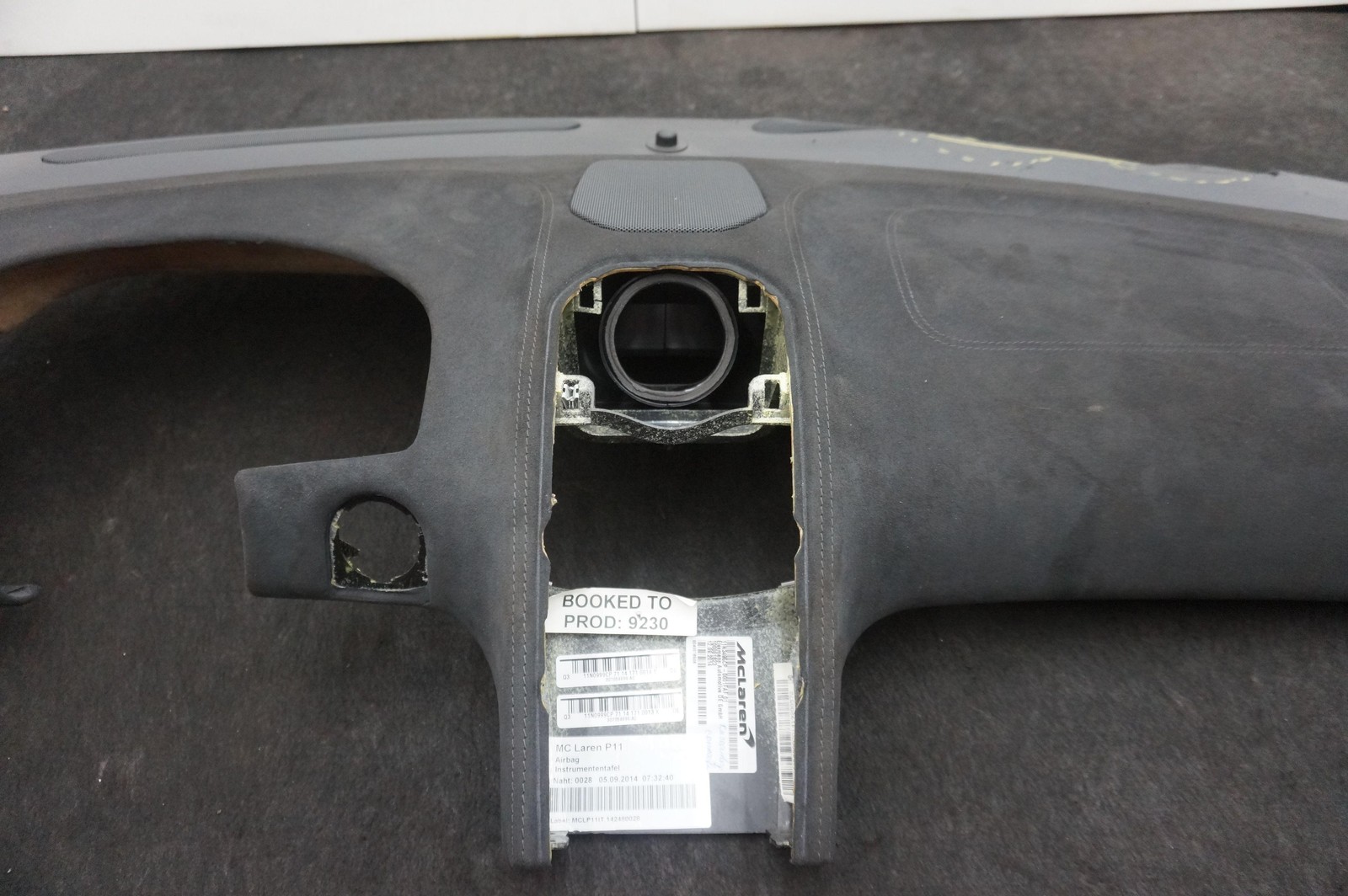 Dashboard Dash Instrument Panel Alcantara OEM 11N3495CP McLaren 650S 2015 *Note